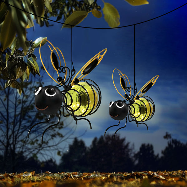 Outdoor Hanging Bee Solar Light, Glowing Metal Bee with Hook and Spring Hanging Solar Decor for Outside Yard Garden Decor Front Porch Backyard for Mom Grandma and Friends (1 pc)